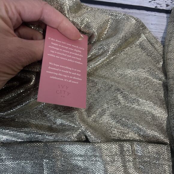 Ivy City Co Gloria Pants in Metallic size Medium Gold Sparkle Stretch Glamour - Picture 5 of 9